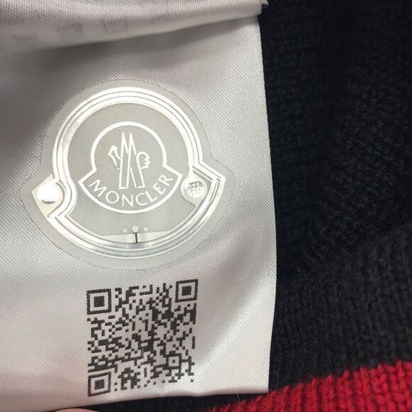 Moncler Black Beanie with Red and White Stripe - Picture 8 of 8